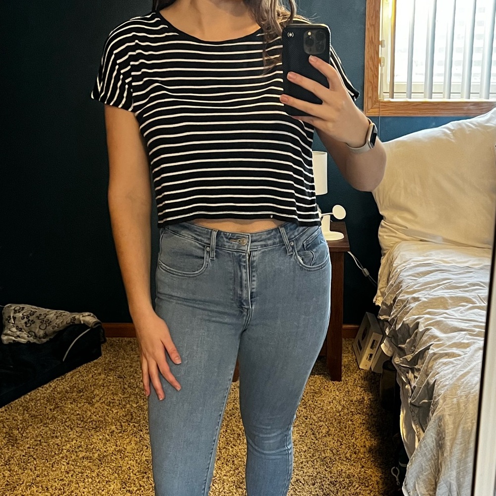 Stripped Crop Top
